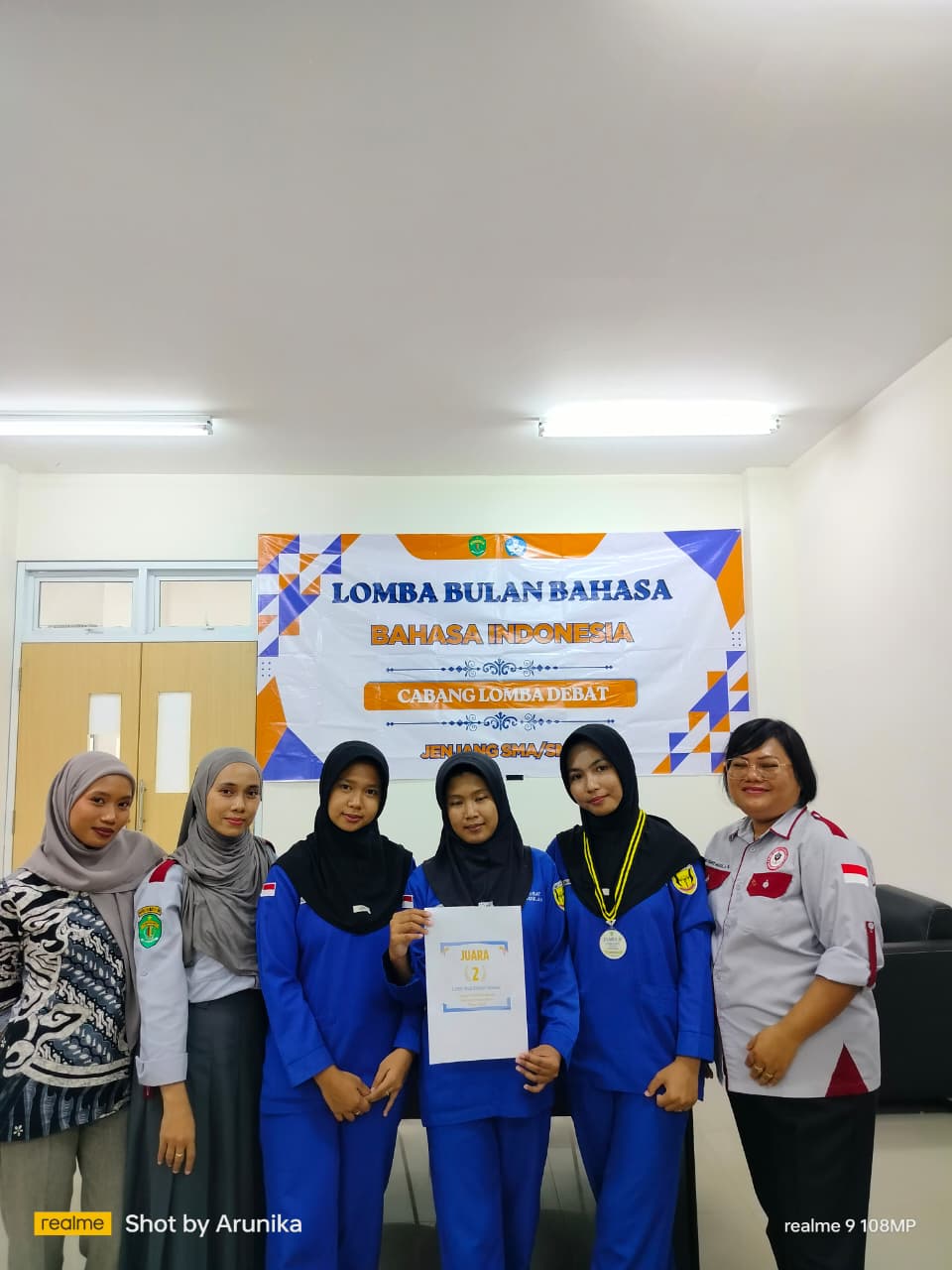 SMKN 1 Penajam Paser Utara Raih Juara 2 Lomba Debat Bulan Bahasa Tingkat SMK