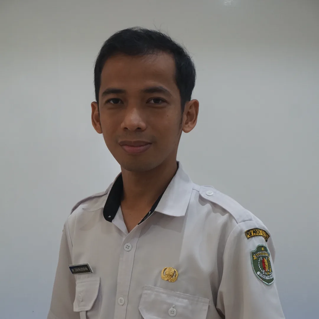 Muhammad Zainuddin, S.H
