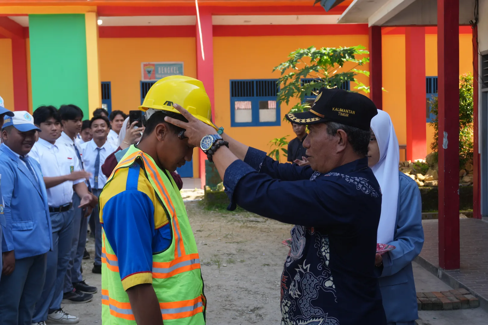 Lepas Siswa PKL Tahun 2026, Kepala SMK MUTU Tekankan Pentingnya Menjaga Visi dan Akhlakul Karimah