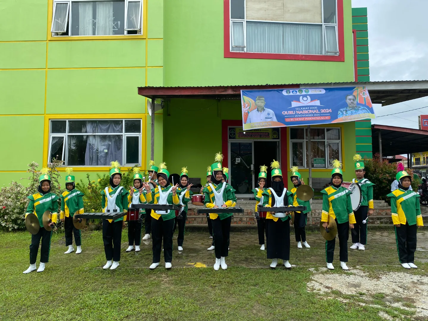 Ekstrakurikuler Marching Band
