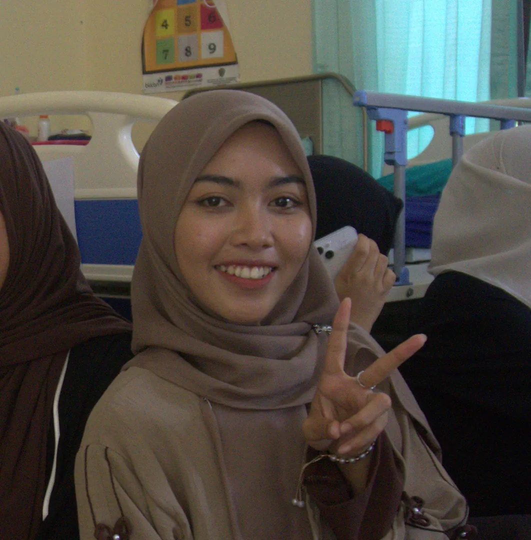 Nada Hurriyatul Asma, S.Pd
