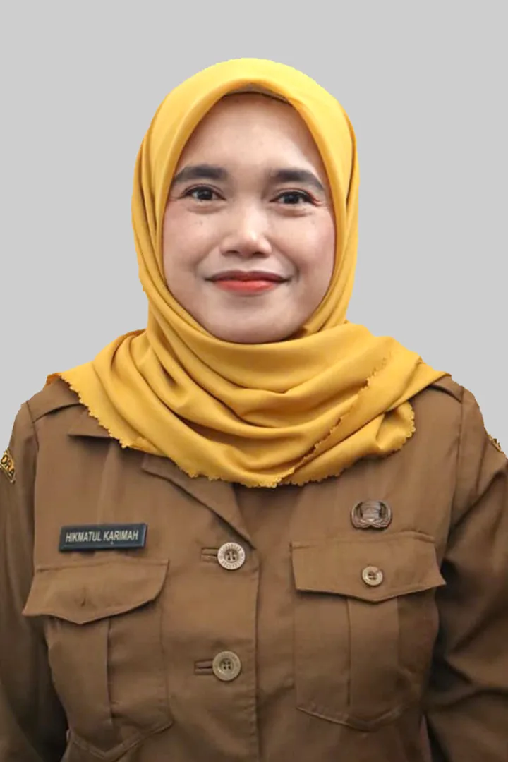 Hikmatul Karimah, S.Pd., dan Janiyar Yasri, S.Pd.